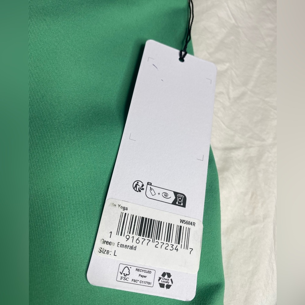 ALO Yoga Two-Piece Active Set in Mint Green Sz L - Picture 6 of 13